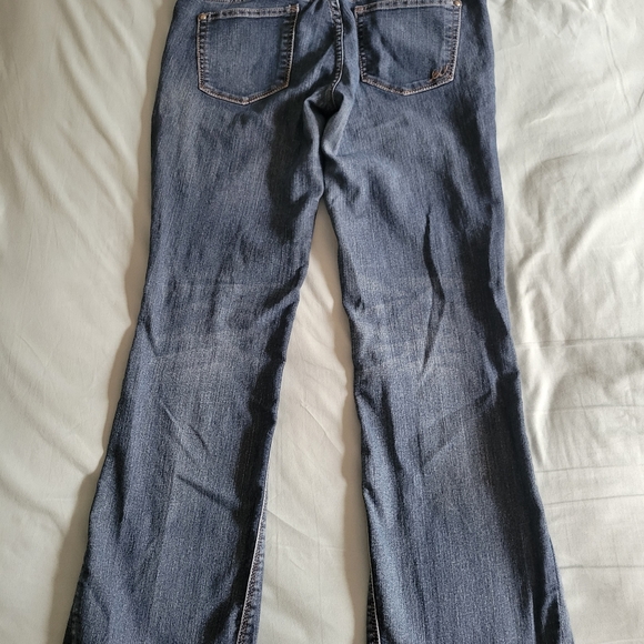 Express 8S Barely boot blue jeans - Picture 6 of 7